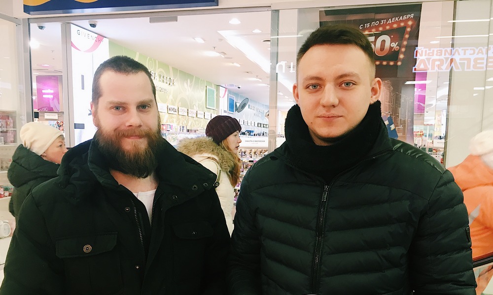 iuydi-v-gorode-novii-god