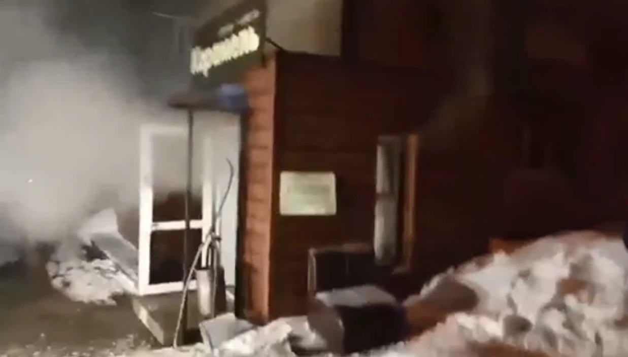 Четыре человека заживо сварились в помещении хостела в Перми — фото