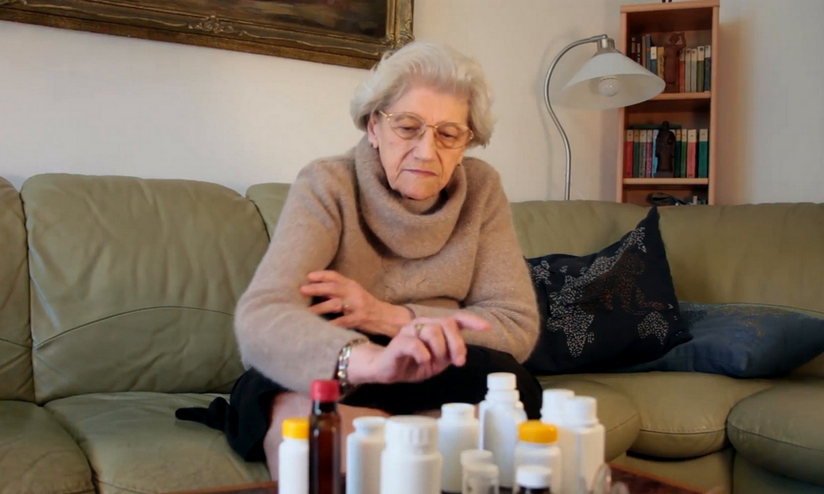 Пенсионерка и лекарства