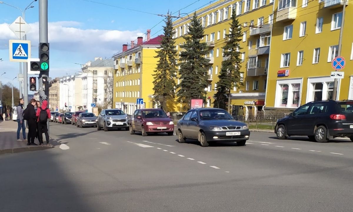 Лишилась в 10. Горького 10 Петрозаводск. Первомайский 22в Петрозаводск. Губдейли Петрозаводск. Первомайский 22в Петрозаводск на карте.