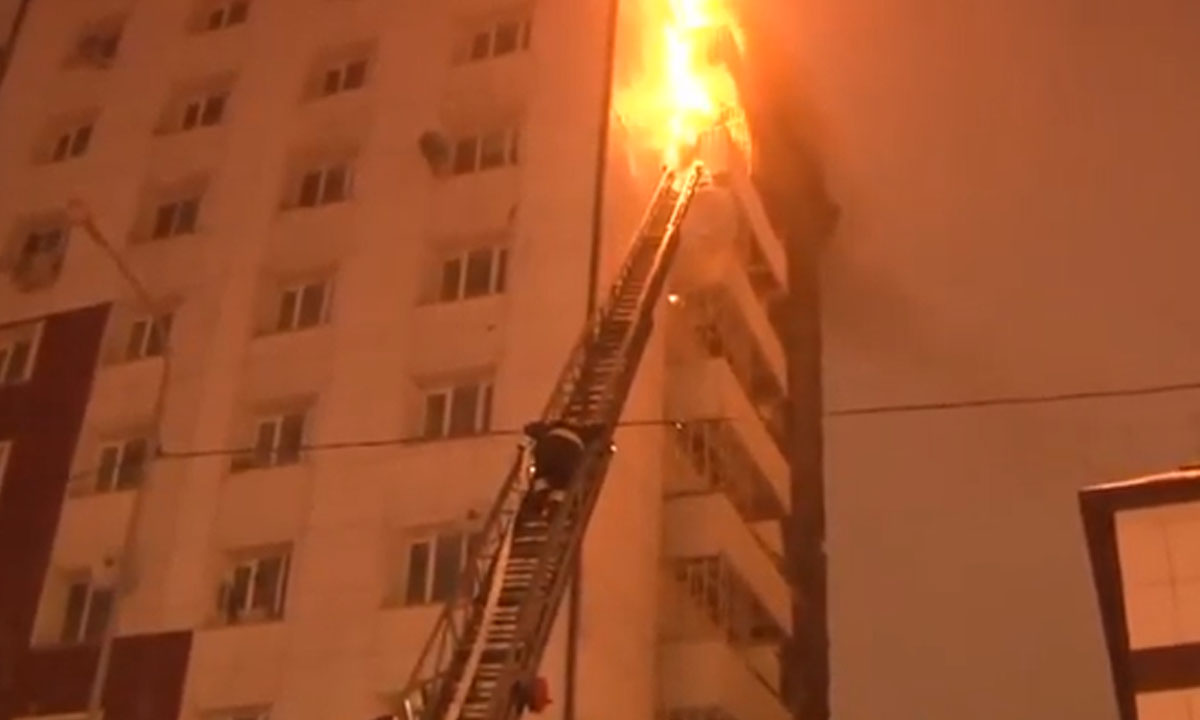 В Петрозаводске сосед спас женщину из горящее девятиэтажки