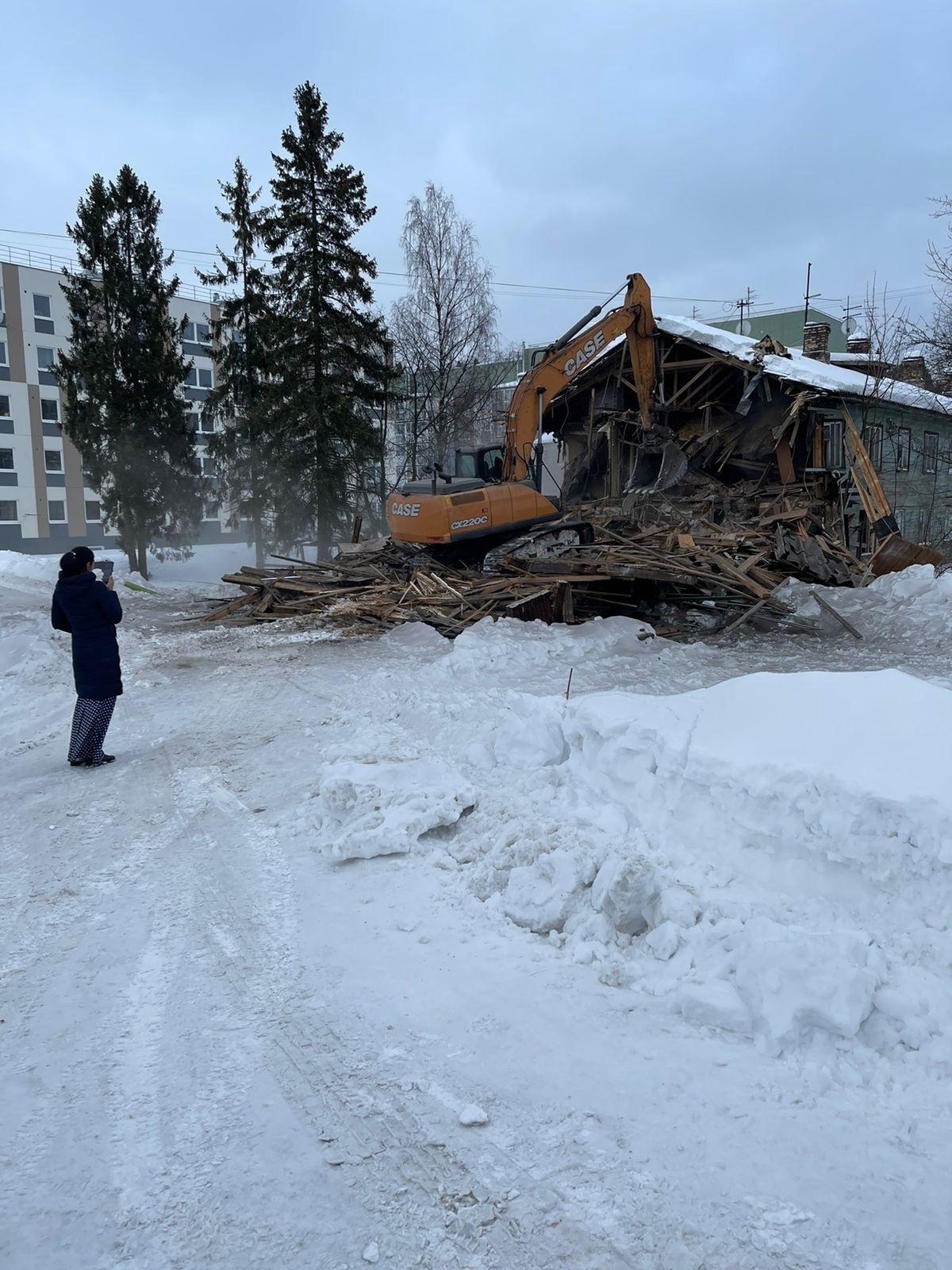 Аварийные дома сносят в одном из районов Петрозаводска