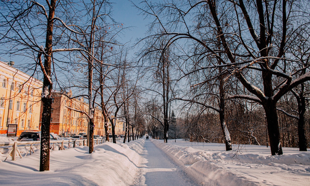 Аномальные морозы в карелии. Петрозаводск в апреле.