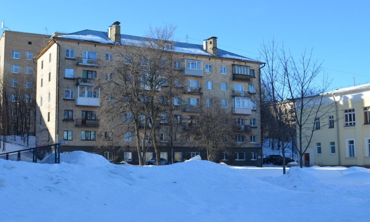 дом