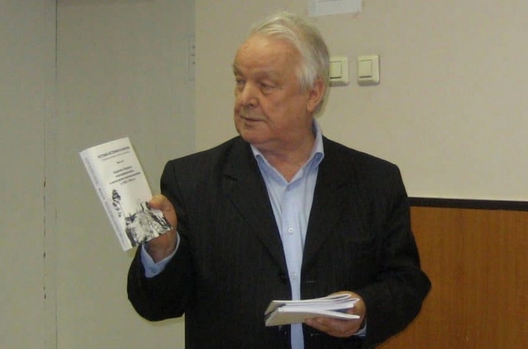 Лев Суни