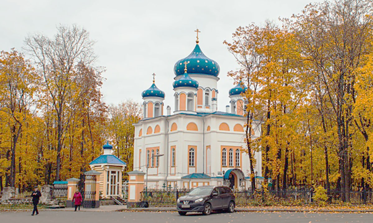 Крестовоздвиженский собор