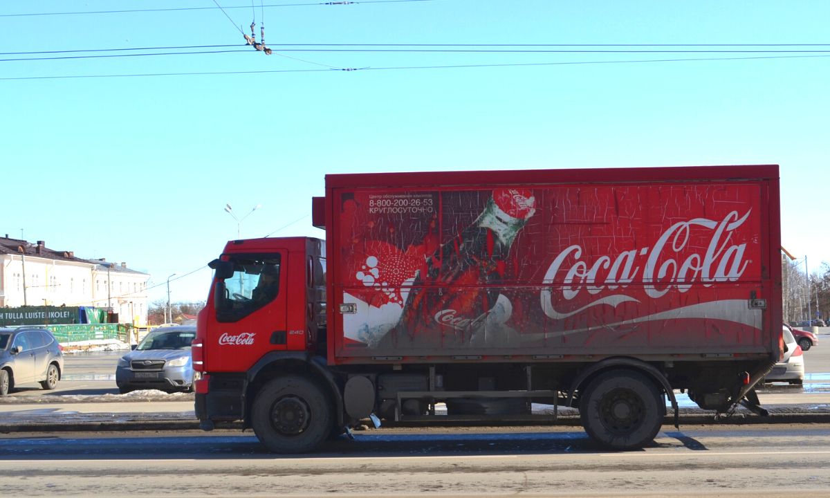 Coca-Cola объявила, что больше не будет производить и продавать напитки в  России