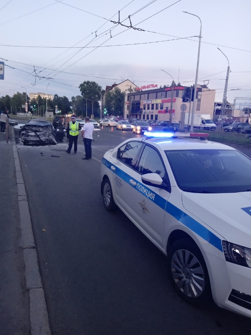 Групповая авария произошла на злополучном перекрестке в Петрозаводске |  18.07.2022 | Новости Петрозаводска - БезФормата