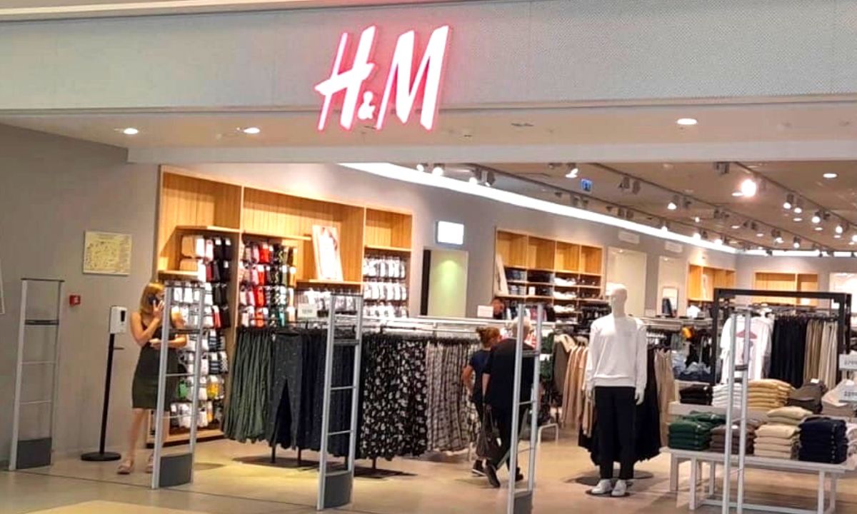 Магазин H&M вновь открылся в Петрозаводске