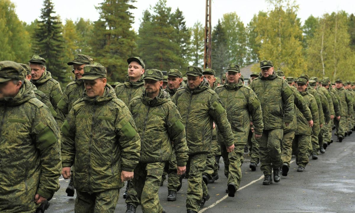 солдаты, мобилизованные, люди