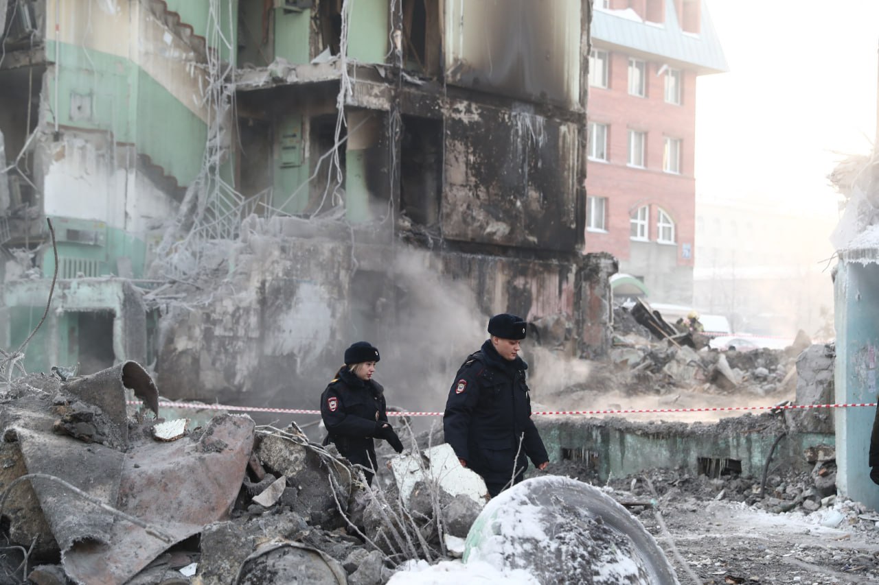 Свежие новости новосибирск сегодня нгс. Взрыв газа в Новосибирске. В Новосибирске взорвался ГАЗ. Пятиэтажки.