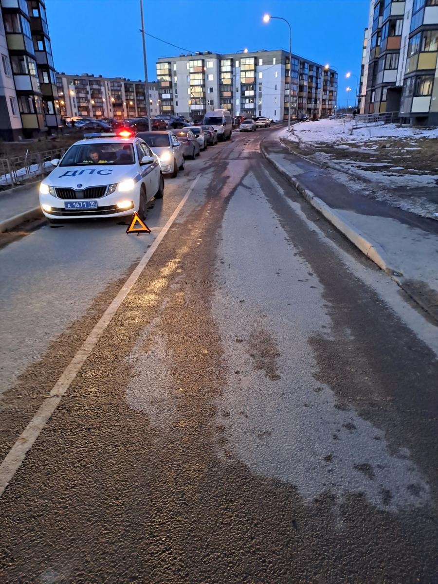 Восьмилетнего мальчика на самокате сбили в Петрозаводске | 10.04.2023 |  Новости Петрозаводска - БезФормата