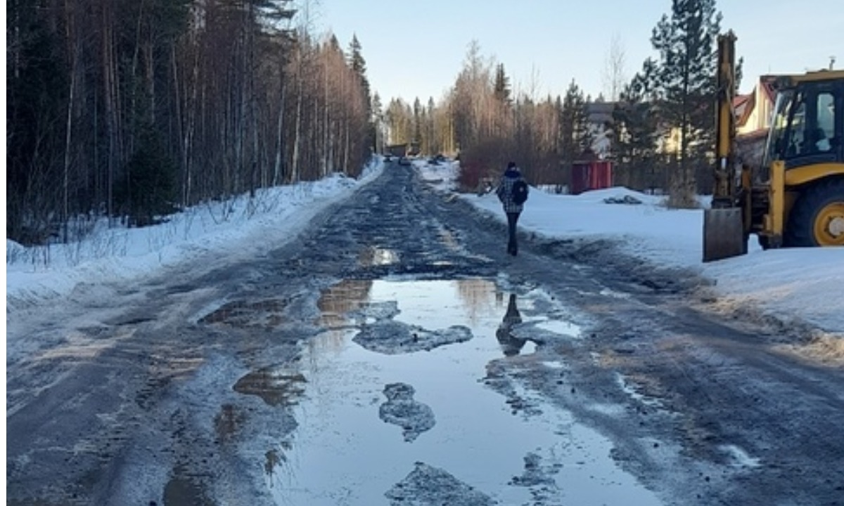 Люди просят запретить движение большегрузов по одной из улиц Петрозаводска