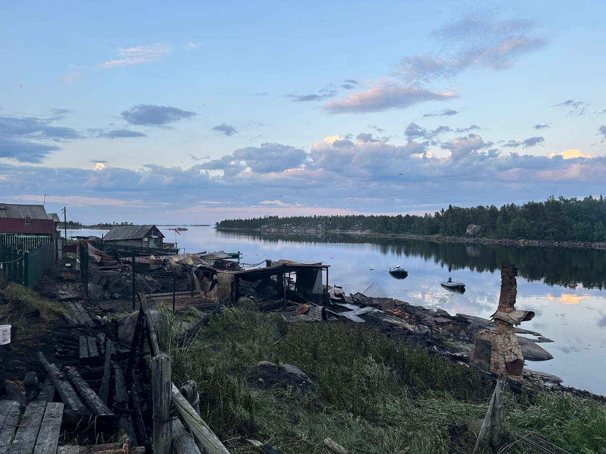 Три дома сгорели в Карелии: подробности страшного пожара | 27.06.2023 |  Новости Петрозаводска - БезФормата