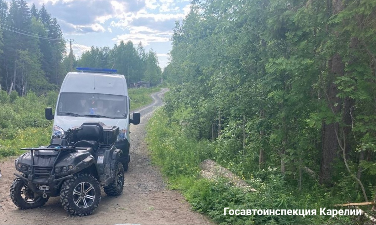 Квадроцикл насмерть сбил девушку в Карелии