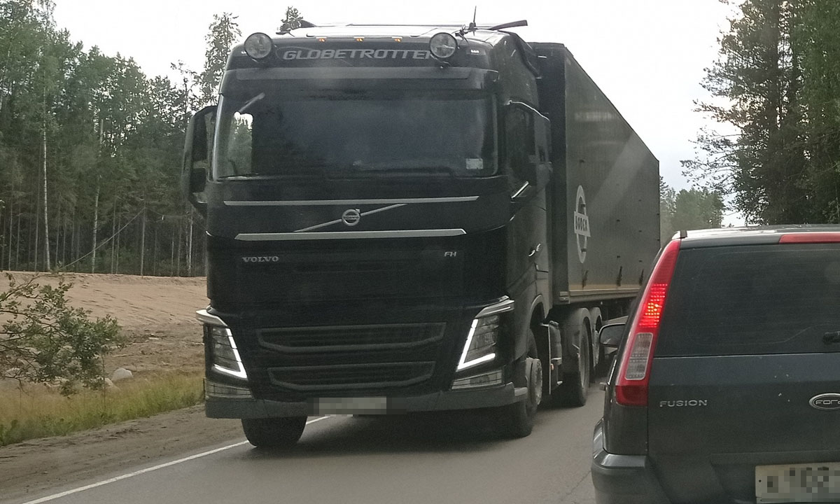 В Карелии водитель заплатил крупную сумму за разбитую дорогу | 06.07.2023 |  Новости Петрозаводска - БезФормата