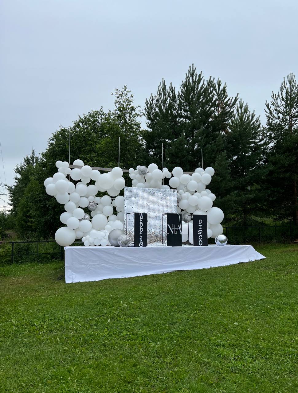 В Петрозаводске под дождём снимают шоу «Четыре свадьбы» | 20.07.2023 |  Новости Петрозаводска - БезФормата