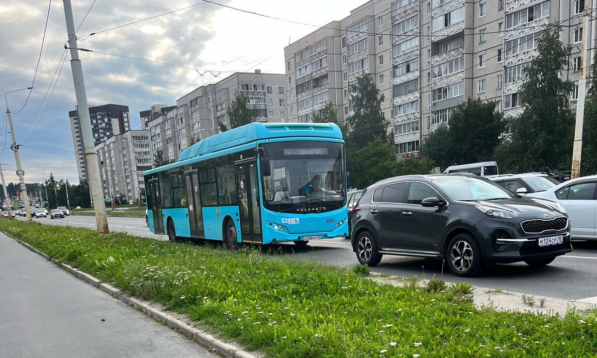 Высадил с тремя детьми». Жители Петрозаводска жалуются на новые автобусы |  14.08.2023 | Новости Петрозаводска - БезФормата