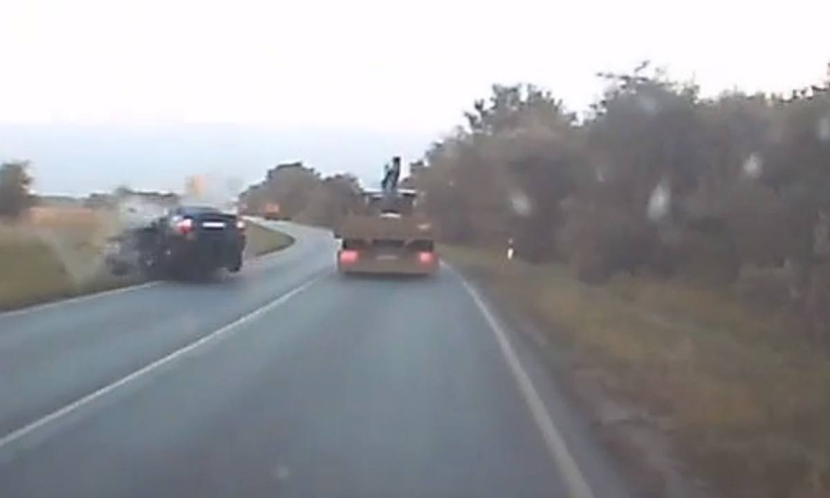 Появилось видео страшной аварии, в которой погибли восемь человек (18+)