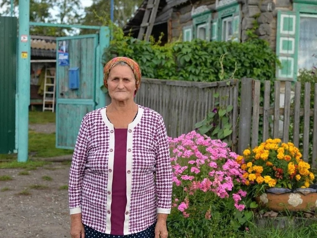 Я не унываю». 81-летняя бабушка из выгоревшей деревни возит продукты  соседям на самодельном кабриолете | 17.09.2023 | Новости Петрозаводска -  БезФормата