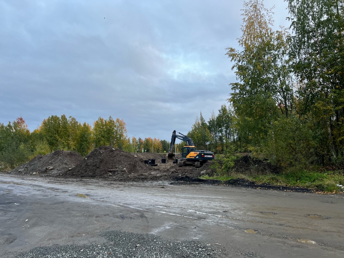 В Петрозаводске строят огромный паркинг в странном месте