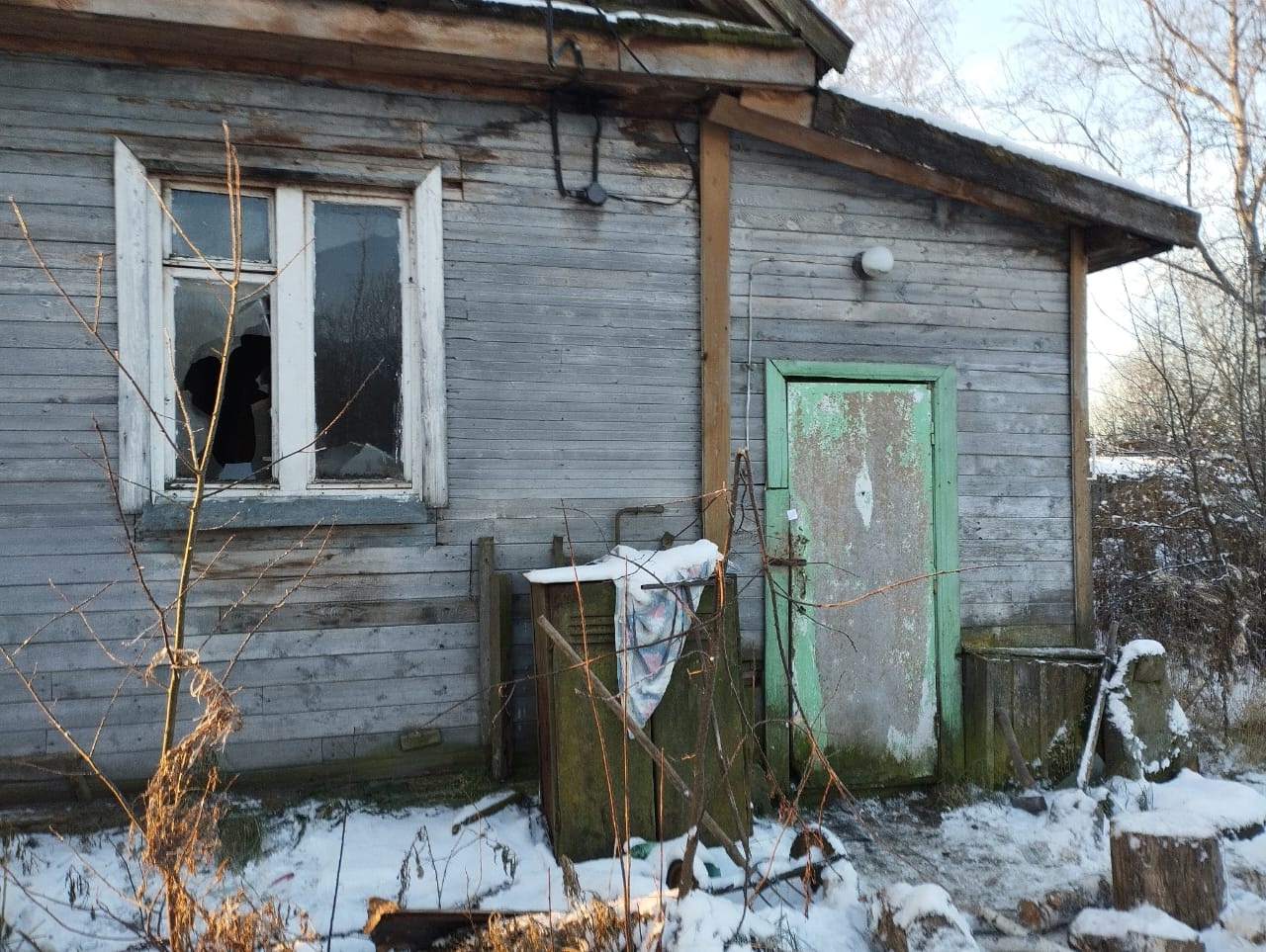 Мужчина погиб на ночном пожаре в Карелии: пожарные не успели его спасти |  31.10.2023 | Новости Петрозаводска - БезФормата