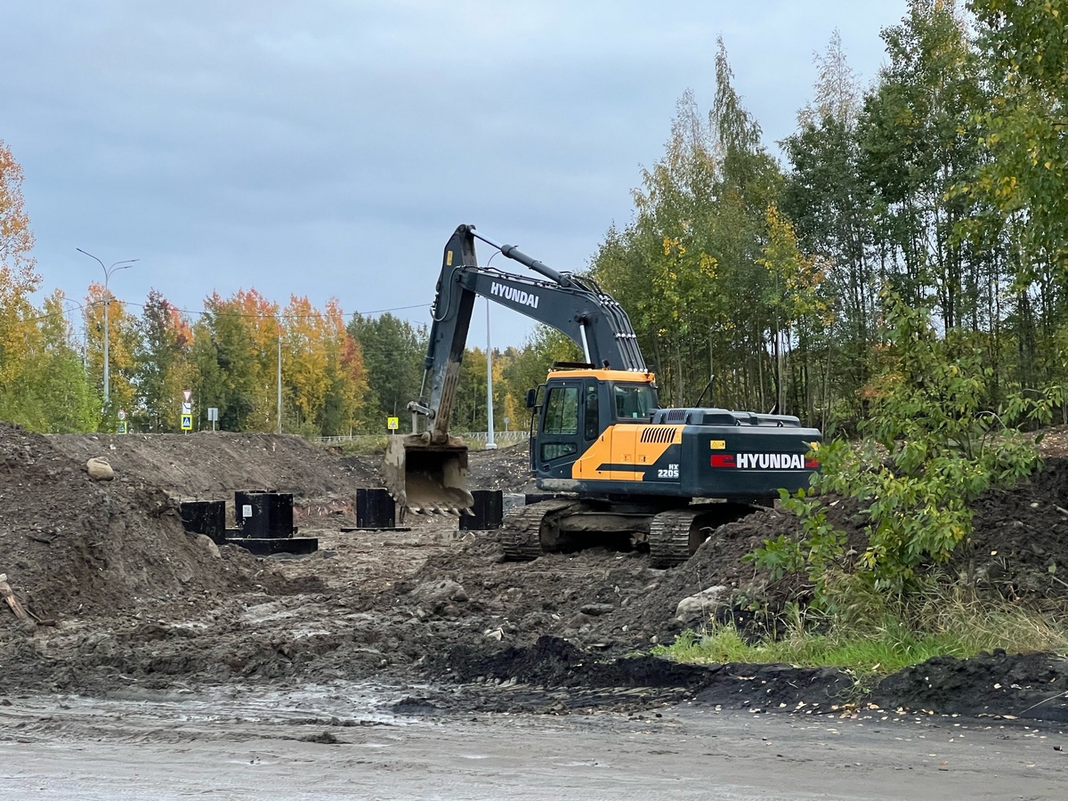 В Петрозаводске строят огромный паркинг в странном месте