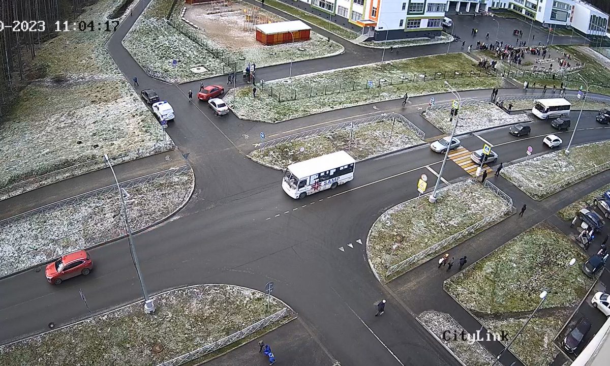 Самую большую школу Петрозаводска экстренно эвакуировали | 20.10.2023 |  Новости Петрозаводска - БезФормата