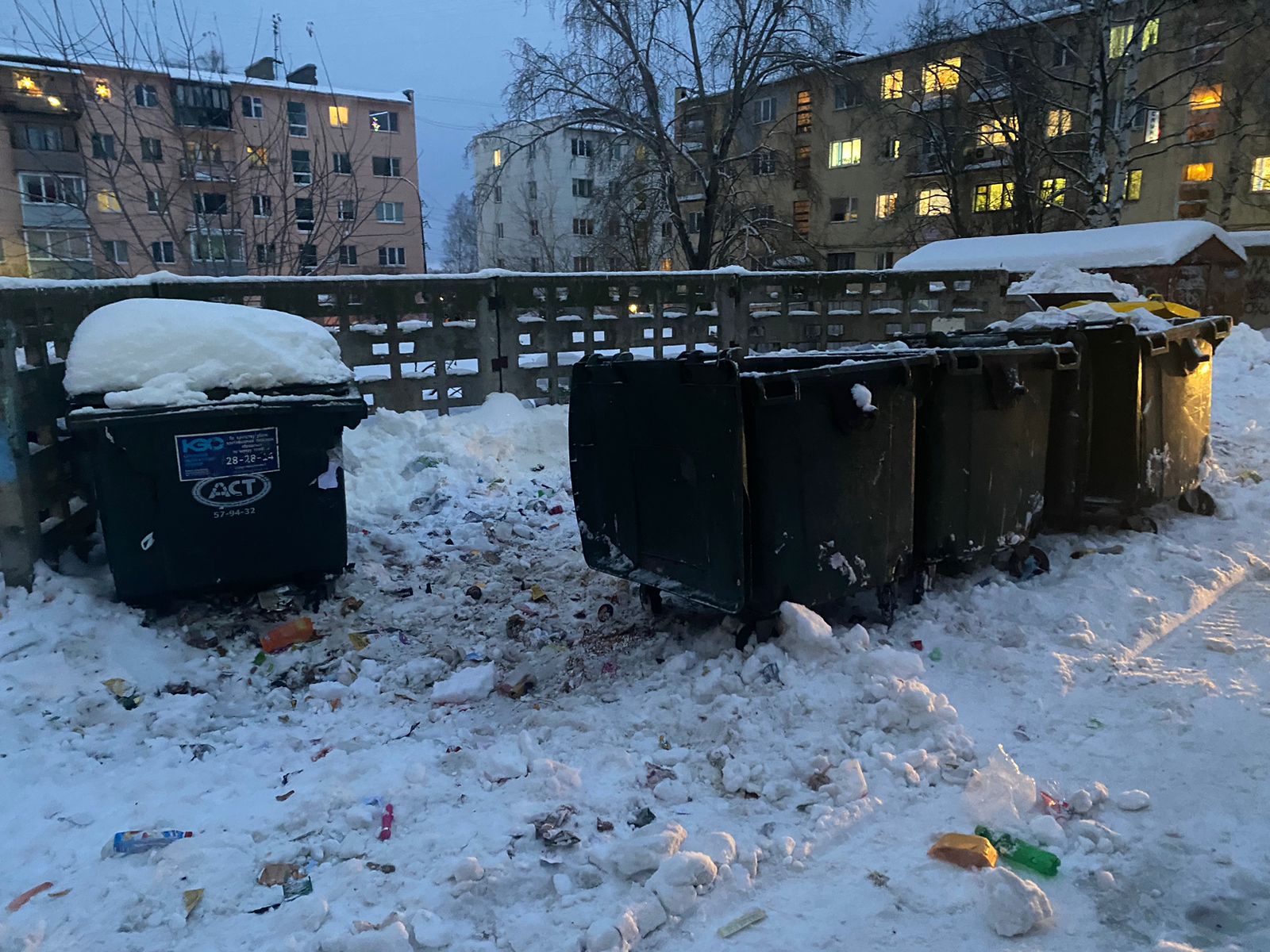 Выяснили, почему Петрозаводск завален мусором | 27.12.2023 | Новости  Петрозаводска - БезФормата