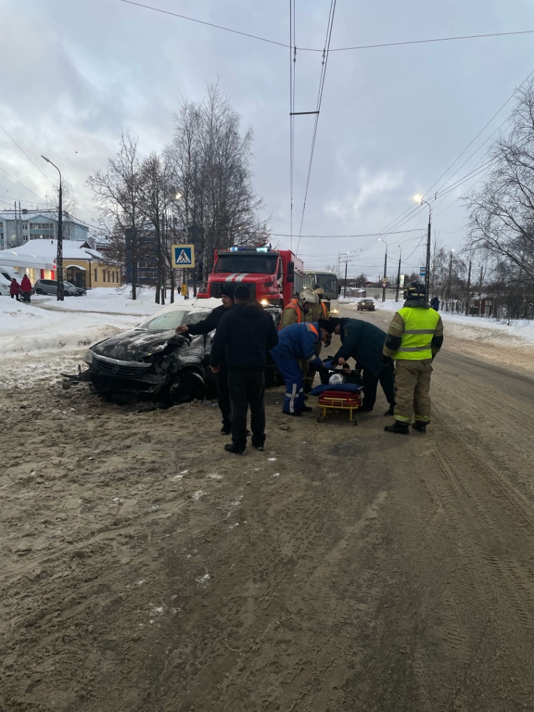 Страшная авария в Петрозаводске: машина с нечищеными стеклами вылетела на  «встречку» | 18.12.2023 | Новости Петрозаводска - БезФормата