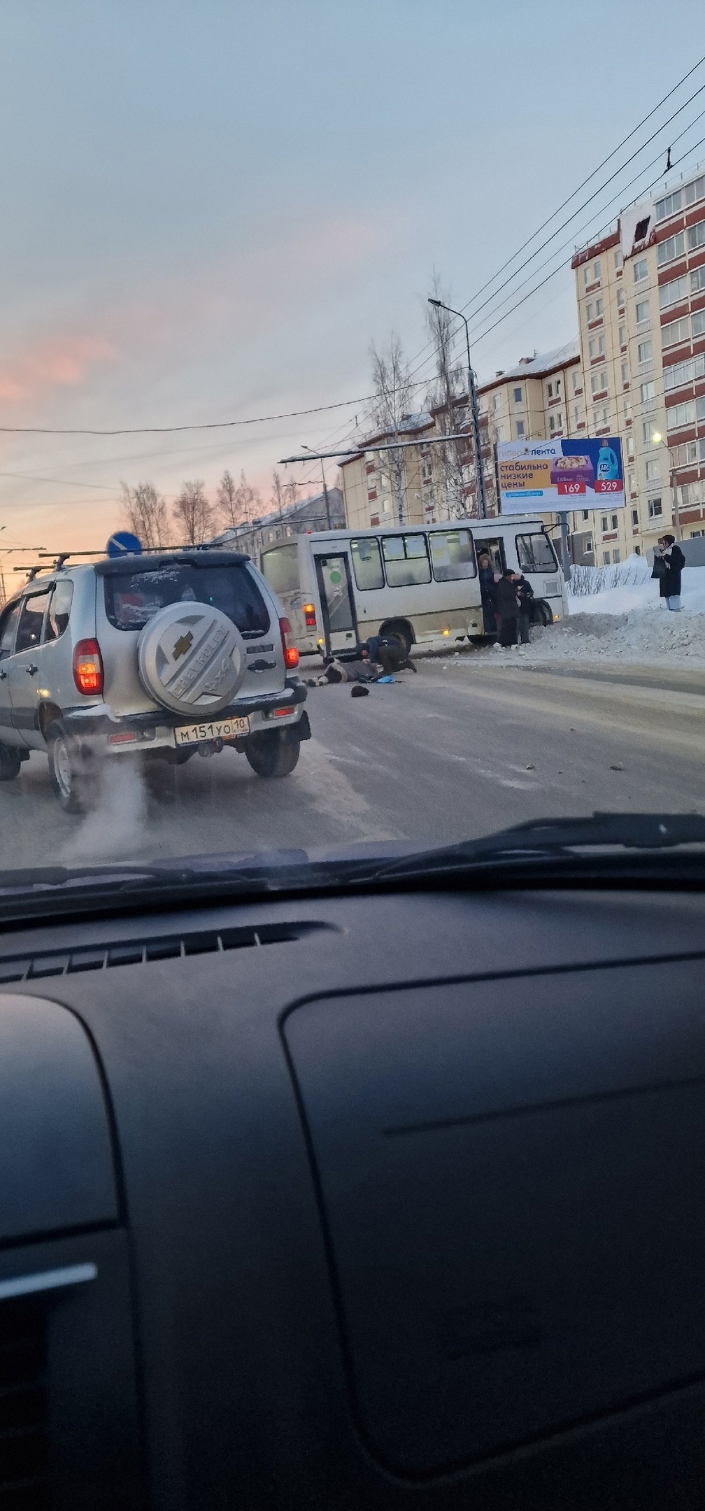 Стал известен возраст бабушки, которую сбила маршрутка в Петрозаводске