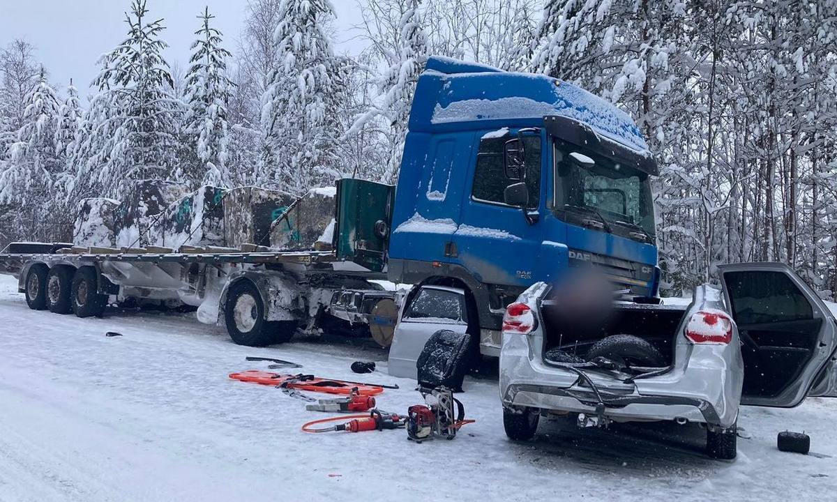 Человек погиб на трассе в Карелии: движение перекрыто | 21.02.2024 |  Новости Петрозаводска - БезФормата