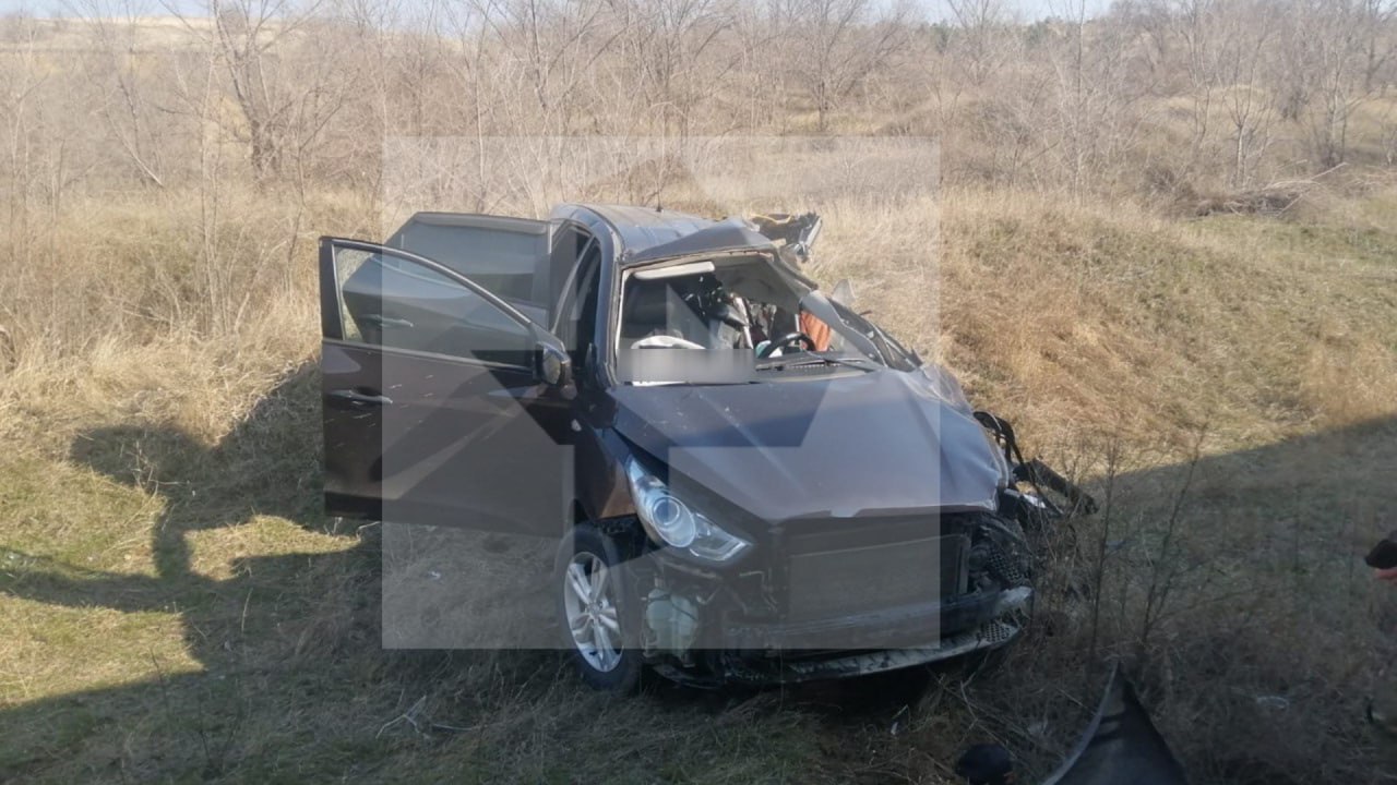 Трое детей погибли при столкновении поезда и автомобиля