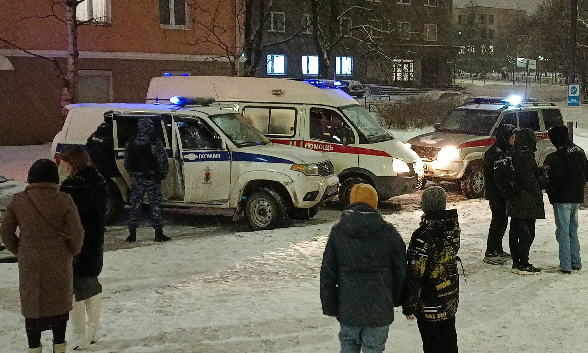 Ребенок напуган до смерти». В Петрозаводске подростки терроризируют жильцов  дома