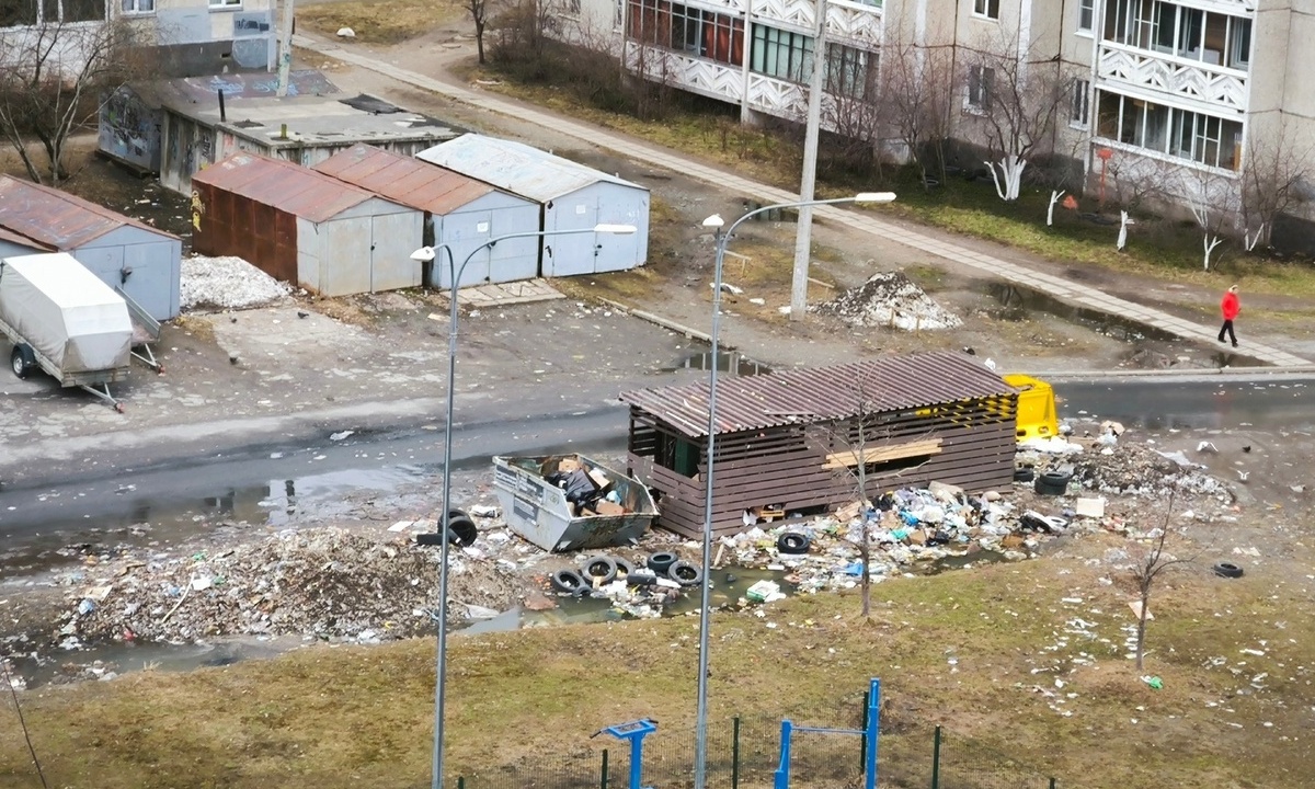 Названы причины проблем с мусором в городах России
