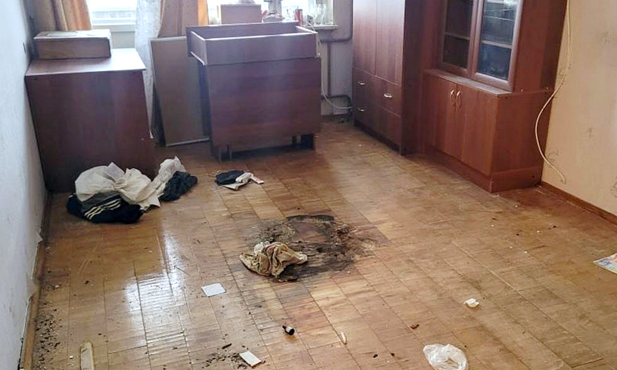 В Петрозаводске инвалиду выдали квартиру, в которой год лежал труп, а теперь хотят забрать и ее