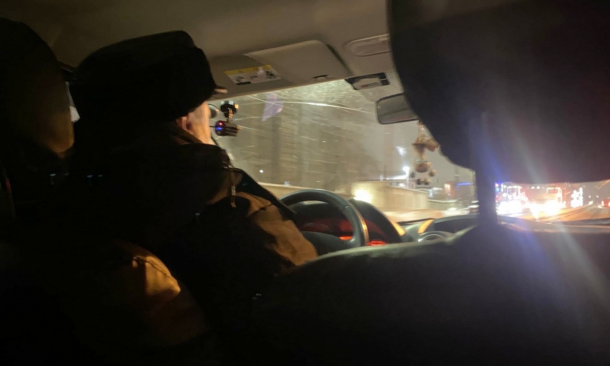 Петрозаводский таксист устроил аварию: пострадала его пассажир