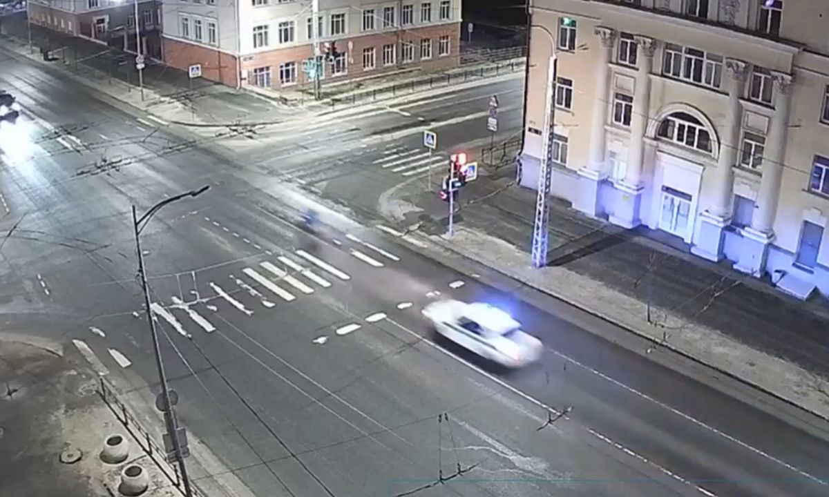 Ночная погоня за мотоциклистом в Петрозаводске: водитель упорно не хотел сдаваться
