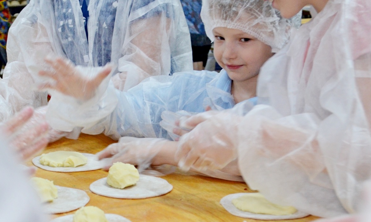 Карельские школьники рассказали, как побывали в «сердце» «Олонии» — её собственной пекарне