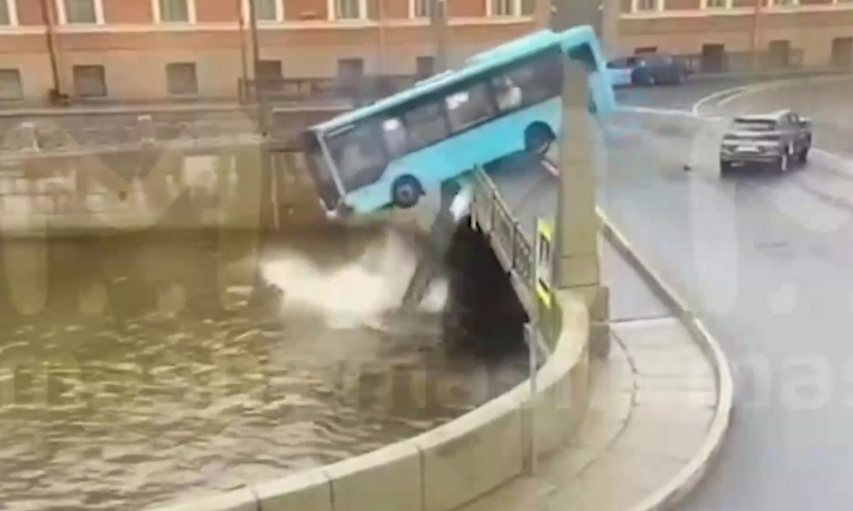 Тормоза автобуса, рухнувшего в реку, были исправны