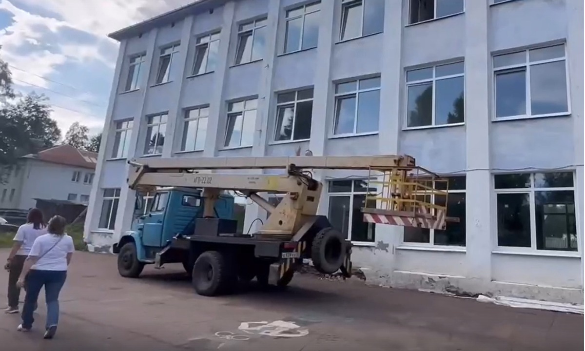 В Карелии сорван ремонт школы из-за нехватки рабочих рук