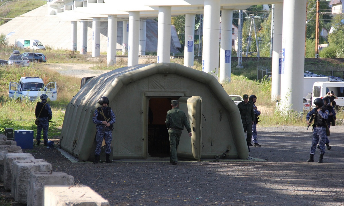 «Просим сохранять спокойствие». В Карелии будут слышны взрывы и сирена