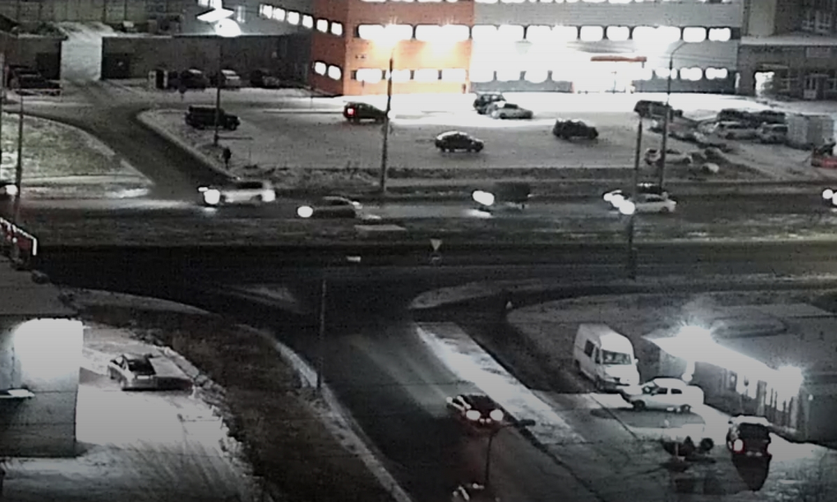 В Петрозаводске из-за аварии нет света на оживленном проспекте