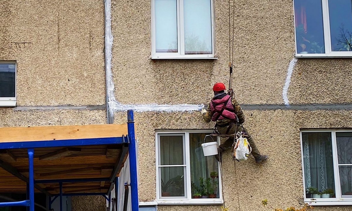 Стало известно, когда школьники, не сдавшие экзамены, смогут бесплатно обучиться рабочим профессиям