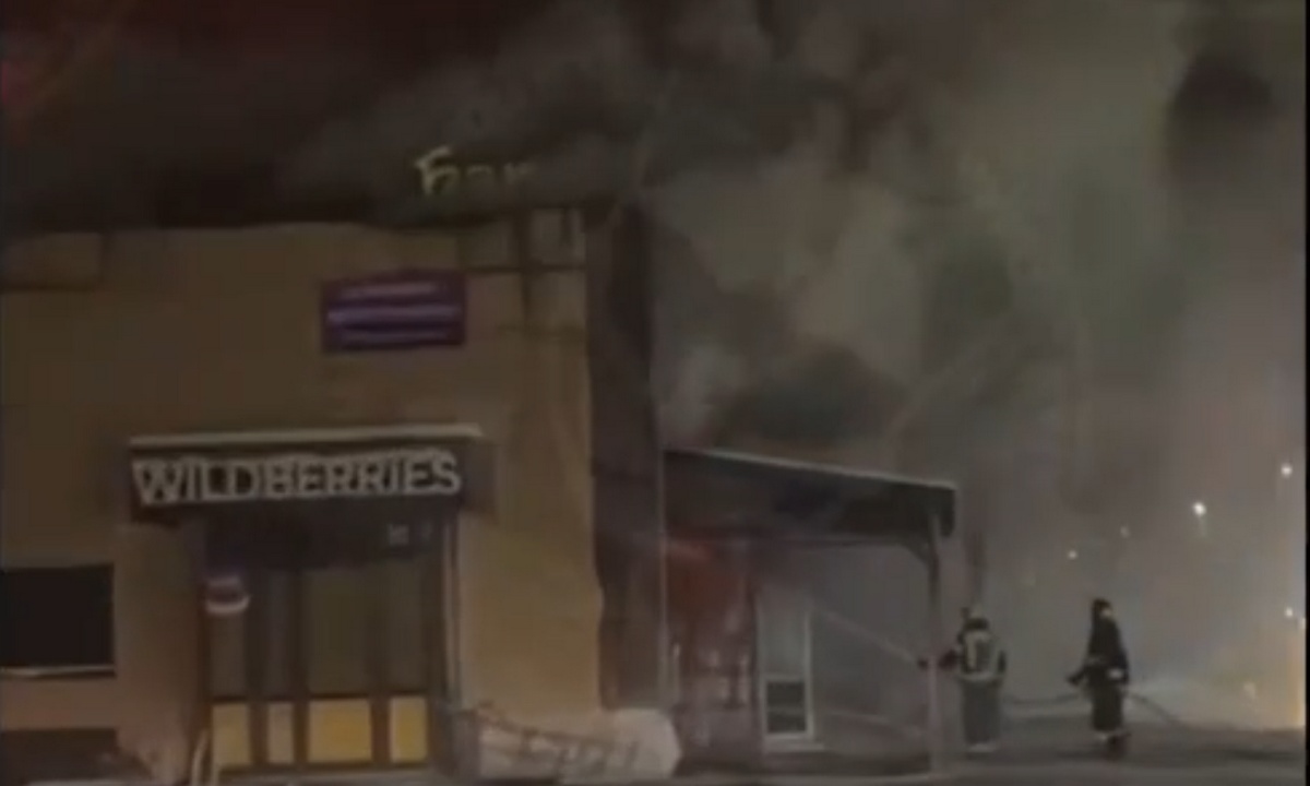 В Карелии огнем повреждены товары на пункте Wildberries