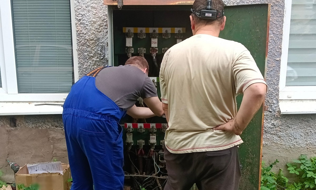 В Петрозаводске электромонтер, получивший ожог, пытается отсудить полмиллиона