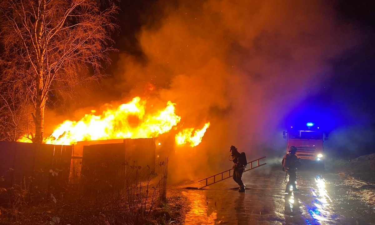 Страшный пожар в Карелии: сгорел автомобиль