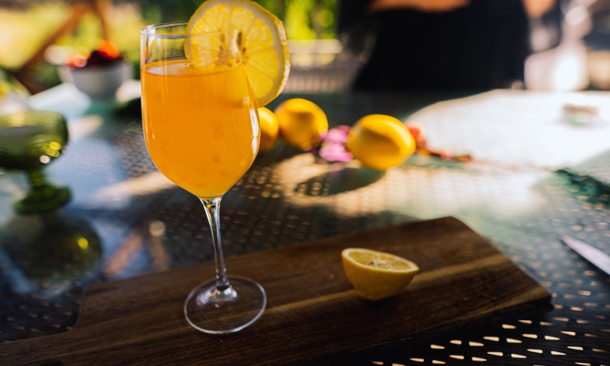 Объяснено, почему даже умеренное употребление алкоголя опасно