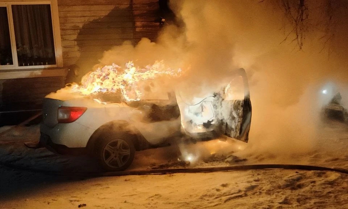 В Карелии сгорел автомобиль