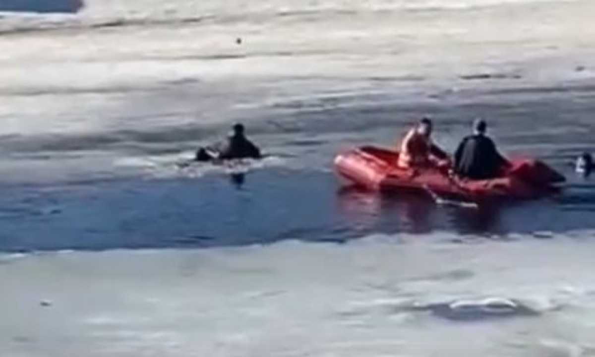 В Карелии чуть не погибли пятеро туристов: трое из них в больнице